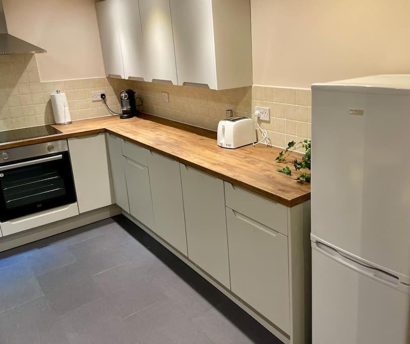 Vennel Street Apartments Stewarton 외부 사진