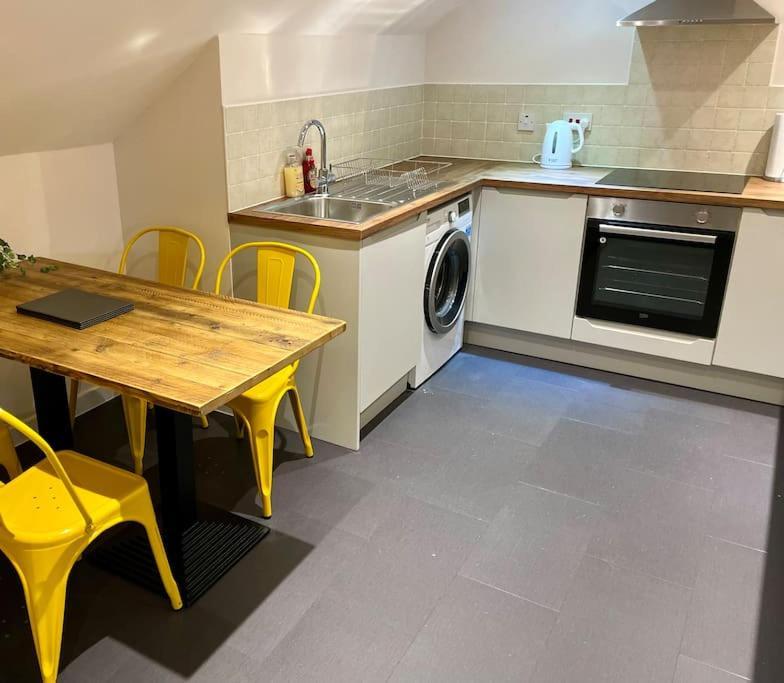 Vennel Street Apartments Stewarton 외부 사진