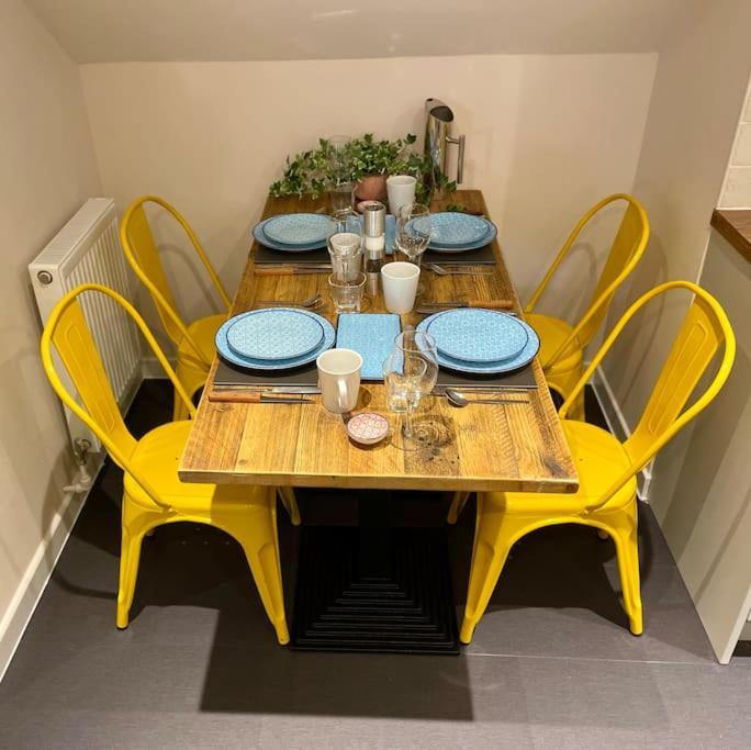 Vennel Street Apartments Stewarton 외부 사진